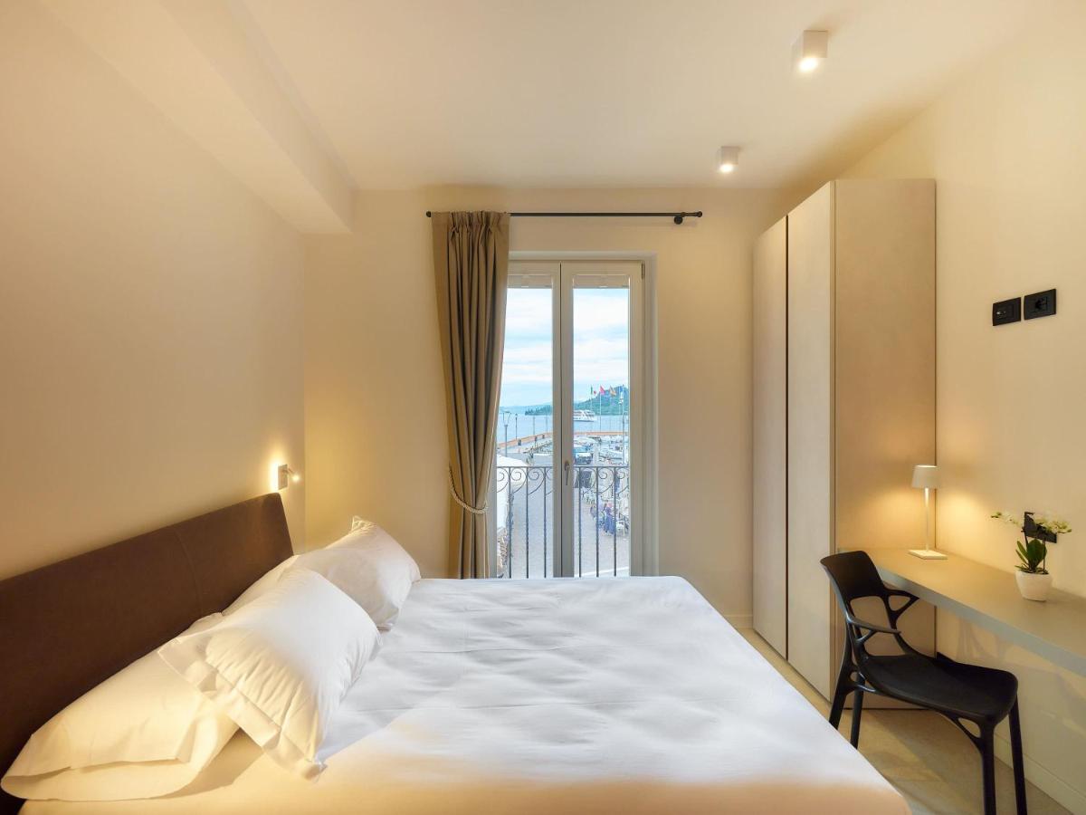 Piccolo Hotel ガルダ エクステリア 写真